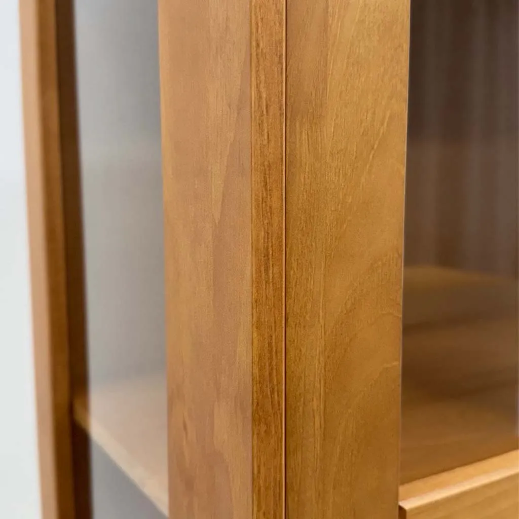 VITRINA_2_ PUERTAS_PINO_ FREIJÓ_5.webp