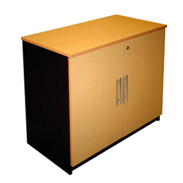 Credenza con 2 Puertas en Madera Aglomerada